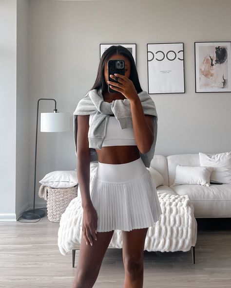 Alo Yoga Tennis Skirt, Alo Yoga Skirt Outfit, Alo Tennis Skirt, Alo Yoga Tennis Skirt Outfit, Alo Tennis Skirt Outfit, Skirt Gym Outfit, Alo Skirt Outfits, Gym Skirt Outfit, Alo Outfit Ideas