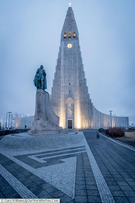 Rejkavik Iceland Aesthetic, Iceland Rejkavik, Rejkavik Iceland, Our World Photography, Iceland Architecture, Island Reykjavik, Iceland Beauty, Iceland Honeymoon, Iceland Vacation