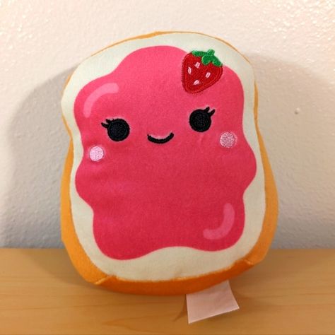 5" Iman the Strawberry Jam Toast Squishmallow Squishmallows Strawberry, Food Squishmallows, Squishmallows Food, Strawberry Squishmallow, Cute Squishmallows, Jelly Bread, Husky Drawing, Squish Mellow, Jam Toast