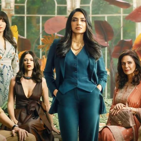 Tara Khanna from Made in Heaven season 2 wearing a teal 3 piece suit with hands in her pockets and chin up Tara Khanna Outfits, Made In Heaven Tara Khanna, Tara Khanna, Tara Core, Sept Wedding, Film Moodboard, Sobhita Dhulipala, Intj Women, Serena Van