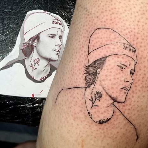 Tatuagem do Justin Bieber Justin Bieber, Portrait Tattoo, Male Sketch, Tattoos, Art