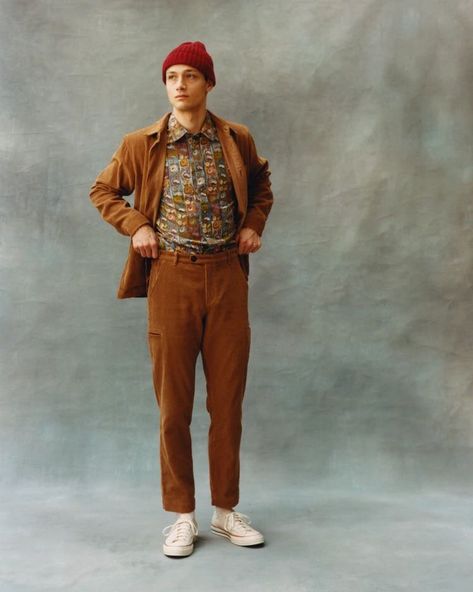 Wes Anderson Aesthetic Outfits Men, Wes Anderson Inspired Outfits Men, Wes Anderson Mens Fashion, Wes Anderson Clothes, Wes Anderson Outfits Men, Wes Anderson Aesthetic Outfits, Wes Anderson Style Fashion, Wes Anderson Outfit Inspiration, Wes Anderson Aesthetic Fashion