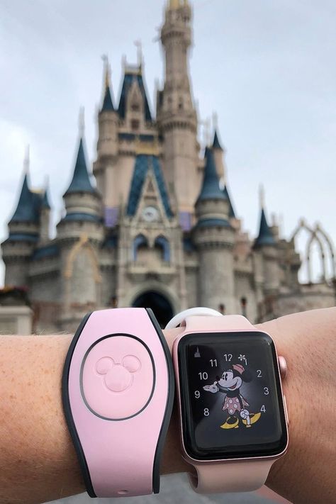 Disney World Accessories, Disney Magic Bands 2023, Disney Watch Bands, Disney World Magic Bands, Disney Bands, Apple Watch Accessories Bands, Disney Parque, Disney Magic Bands, Disney Time