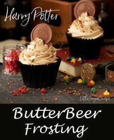 Butterbeer frosting #butterbeer #butterbeerfrosting #butterbeerbuttercream #harrypotter #butterscotchfrosting #butterscotchbuttercream Butter Beer Frosting, Butterbeer Buttercream Frosting, Harry Potter Butter Beer Cupcakes, Butterbeer Frosting, Sorting Hat Cupcakes, Geek Cake, Butterbeer Cake, Butterbeer Cupcakes, Harry Potter Snacks