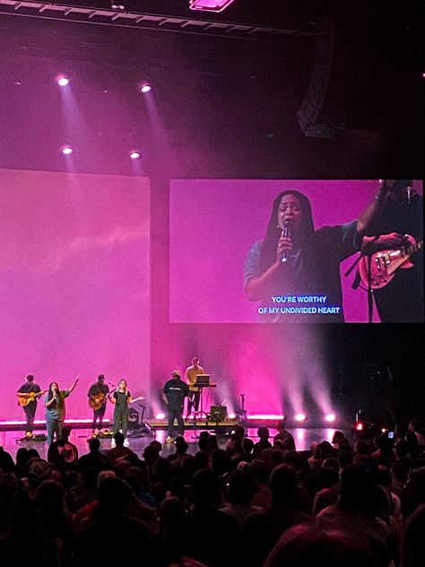 Christian Fellowship Aesthetic, Praise Core, Pink Worship Aesthetic, Concert Pink Aesthetic, Jesus Pink Aesthetic, Pink Aesthetic Christian, Praise And Worship Aesthetic, Pink Christian Aesthetic, Worship Pictures