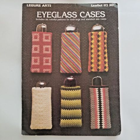 Eyeglass Cases 1977 Leisure Arts Leaflet 112 Standard and Large Case Patterns #LeisureArts Eyeglass Cases Plastic Canvas, Art For Canvas, Eyeglass Cases Pattern, Canvas Crochet, Embroidery Contemporary, Eye Glass Holder, Embroidery Punch Needle, Plastic Canvas Books, Plastic Canvas Pattern