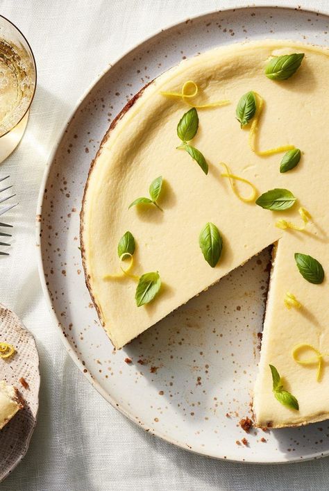 Lemon Ricotta Cheese, Creamy Cheesecake Recipe, Ricotta Cheesecake, Spiced Butter, Lemon Ricotta, Creamy Desserts, Creamy Cheesecake, Ricotta Cheese, Limoncello