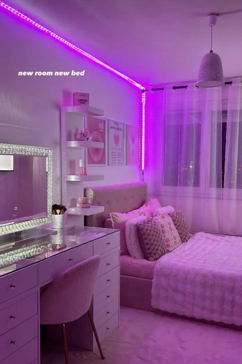 Bedroom Ideas For Small Rooms Cozy, Room Organization Bedroom, Luxury Room Bedroom, Classy Bedroom, Dekorasi Kamar Tidur, Room Redesign, Girly Room, Preppy Room, Redecorate Bedroom