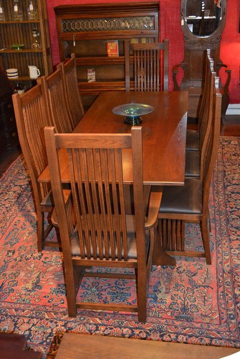 Arts and Crafts Mission Oak Dining Table & 8 by OakParkAntiques  Nice! Craftsman Style Dining Room, 1910 House, Craftsman Style Furniture, Mission Style Homes, Arts And Crafts Interiors, Mission Style Furniture, Stickley Furniture, Craftsman Homes, Arts And Crafts Storage