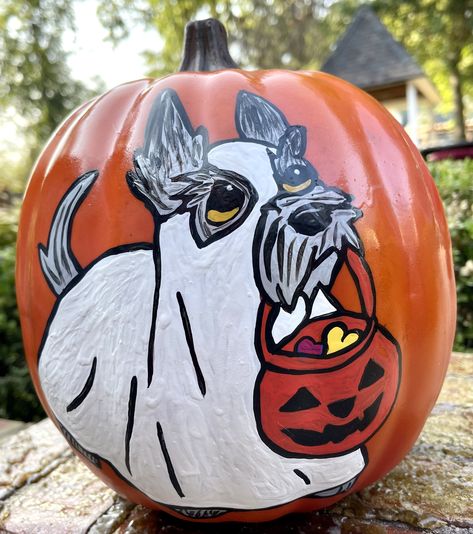 Country Pumpkin Painting Ideas, Pumpkin Painting Ideas Fall, Cute Painted Pumpkin Ideas, Pumpkin Painting Party, Nightmare Before Christmas Pumpkin, Halloween Pumpkin Crafts, Creative Pumpkin Painting, Cute Pumpkin Carving, Creative Pumpkin Decorating