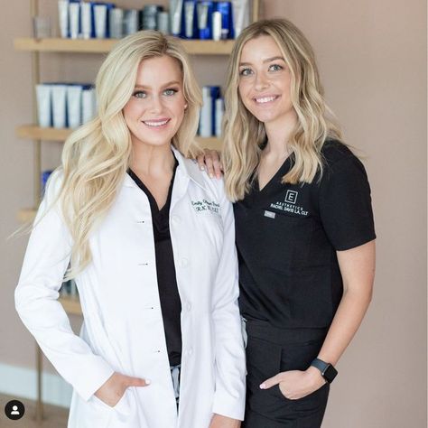 Dental Photos, Medical Aesthetician, Medical Photography, Spa Branding, Cosmetic Injectables, Business Pictures, Branding Photoshoot Inspiration, Business Portrait, Headshots Professional