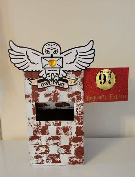 Diy Valentines Day Box Ideas, Harry Potter Valentine Box Ideas Easy, Hogwarts Valentine Box Ideas, Valentine Box Harry Potter, Hedwig Valentine Box Ideas, Valentine Boxes For School Boys, Valentines Box Ideas For Boys, Valentine’s Day Box Ideas For School, Harry Potter Valentine Box Ideas