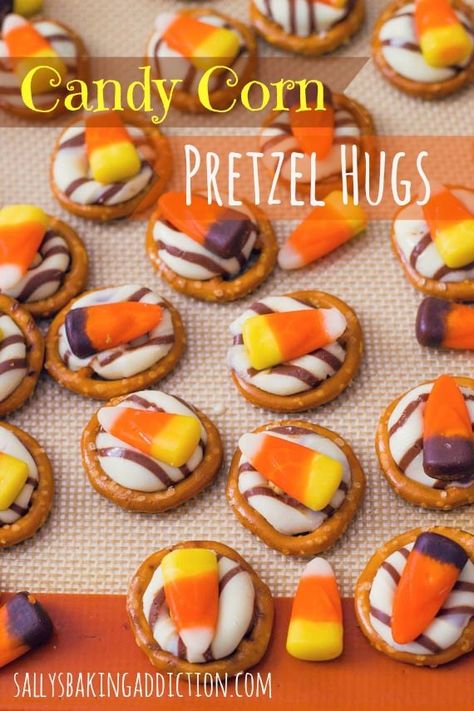 Happy Halloween! Let's celebrate with a collection of candy corn recipes to showcase creative treats made with or inspired by candy corn! #thewearychef #candycorn #halloween #halloweentreats Sweet And Salty Pretzel Recipe, Pretzel Hugs, Candy Corn Recipe, Postres Halloween, Halloween Treats Easy, Frosé, Pumpkin Recipes Dessert, Oreo Dessert, Cake Bars