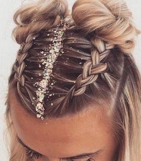 Braids Glitter, Space Buns Hair, Glitter Bar, Gorgeous Braids, Hair Braid, Trendy Hair, African Braids Hairstyles, Long Braids, Fall Hair Colors