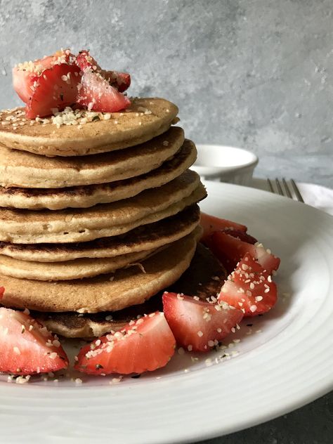 Protein Sourdough Pancakes, Sourdough Discard Protein Pancakes, Sourdough Protein Pancakes, Sourdough Protein Recipes, Protein Sourdough, Kodiak Pancakes, Gluten Free Sourdough Starter, Sourdough Pancakes, Easy Sourdough