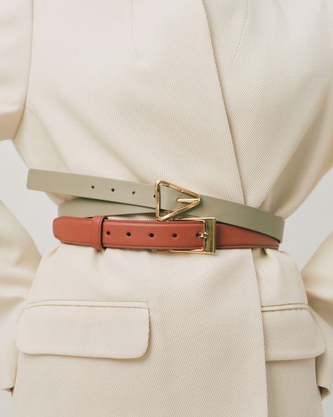 Belts are backFrom BottegaVeneta to TheRowshop our edit now at MATCHESFASHION How To Wear Belts, Casual Chic Fall, Office Attire Women, Leather Mini Dress, Fall Capsule Wardrobe, Designer Belts, Belt Style, Knee Boot, Clothing Photography