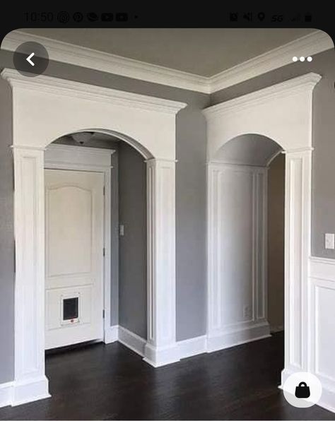 Wainscoting Arched Doorway, Diy Arch Doorway Door Casing, Angled Doorway Ideas, Archway Casing, Small Tv Den Room Ideas, Arched Entry Interior, Trimmed Archway, Arched Hallway Entryway, Square Archways In Homes