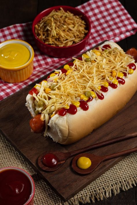 Hot Dog Gourmet, Hod Dog, Cafeteria Vintage, Best Fast Food, Food Menu Design, 200 Calories, Food Presentation, Food Obsession, Food Menu