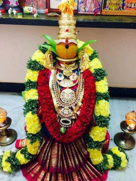 How do make a kalasam for Varalakshmi Vratham ? Kalsha Decoration, Varalakshmi Pooja Decoration, Lakshmi Puja, Kalash Decoration, Laxmi Puja, Varalakshmi Pooja, Lakshmi Pooja, Varalakshmi Vratham, Pooja Decor