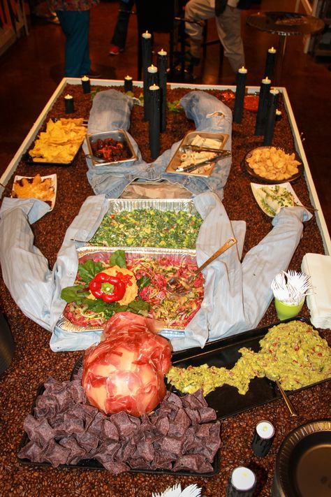 The Ufema take on the 'Body Buffet'. Halloween food at it's finest! Halloween Buffet Table Food, Halloween Appetizers For Adults, Halloween Buffet Table, Halloween Food For Adults, Halloween Party Table Decorations, Buffet Halloween, Haunted Halloween Party, Best Halloween Party, Halloween Buffet