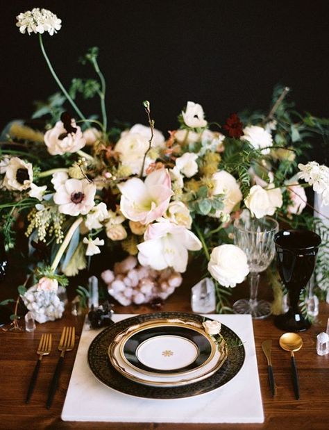 Blush Flower Runner with a Dramatic Black and Gold Place Setting. Gold Table Centerpieces, Gold Place Setting, Flower Runner, Wedding Wording, Black Gold Wedding, Gold Wedding Inspiration, Wedding Place Settings, Wedding Palette, Geometric Wedding