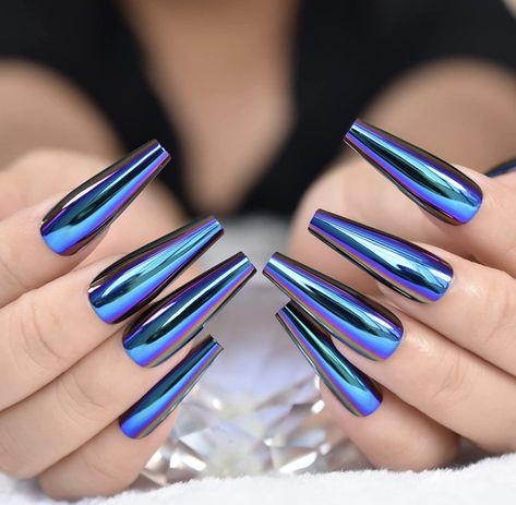 Super Long Shiny Punk Style Dark Blue Coffin Press on False Nails Metallic Reflective Mirror Reusable Acrylic Nail Art Tips for Party Show with Jelly Adhesive Tabs Nail File Mirror Fake, Grey Gel Nails, Full Nail Tips, Long Press On Nails, Blue Chrome, Nail Art Gel, Nail Art Salon, Nails Press, Coffin Press On Nails