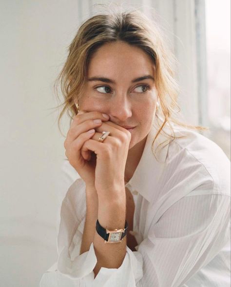 Shailene Woodley Icon, Shailene Woodley 2023, Shailene Woodley Photoshoot, Porter Magazine, Vanessa Williams, Big Little Lies, Shailene Woodley, Aaron Rodgers, January 2023