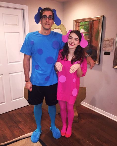 Date Party Blue and Magenta from Blue's Clues! Halloween couple costume Blues Clues And Magenta Costumes, Magenta Blues Clues Costume, Blue Clues Halloween Costume, Blue And Magenta Costume, Diy Blues Clues Costume, Blue Clues Costume, Blues Clues Couples Costume, Blues Clues Family Costume, Blues Clues Halloween Costume