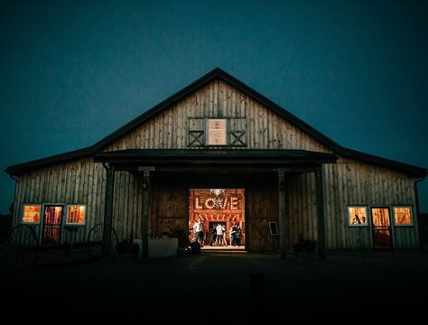 Lions Garden is an outdoor farm / barn wedding venue, a short drive away from Camrose, set in 80 acres of glorious rolling hills near Edmonton, Alberta. Outdoor Farm Wedding, Alberta Wedding, Edmonton Wedding, Farm Wedding Venue, Farm Barn, Edmonton Alberta, Barn Wedding Venue, Rolling Hills, Farm Wedding