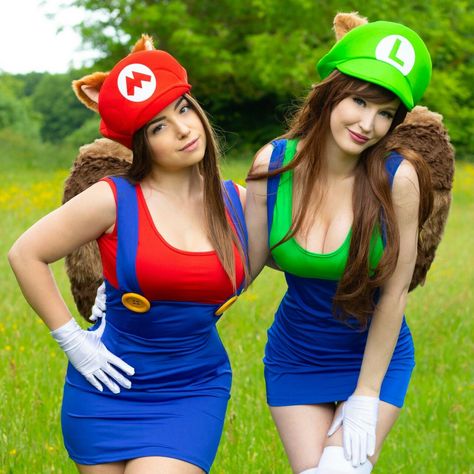 Mario And Luigi, Nice Tops, Tankini, Mario, Super Cute, Long Hair Styles