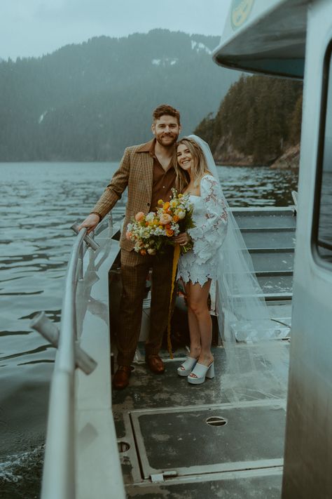 Simple But Intentional 70s Miller's Landing Elopement | Junebug Weddings Hipster Girl Outfits, White Platform Shoes, Hipster Wedding, Hipster Girls, Wedding Team, Retro Theme, Wedding Advice, Junebug Weddings, Free Wedding