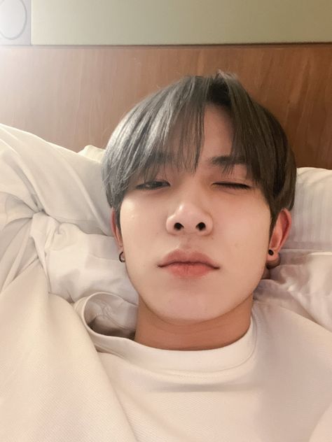 Bed Selfie, Lee Heeseung, I'm Still Here, Kpop Guys, My Only Love, Boyfriend Pictures, K Idols, First Night, Boyfriend Material