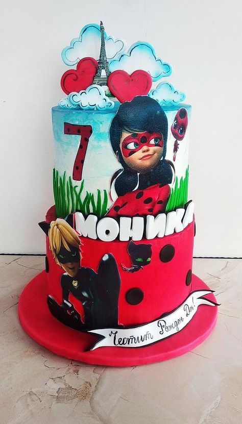 Miraculous Cake, Ladybug Images, Miraculous Ladybug Party, Ladybug Cakes, Ladybug Cake, Birthday Cakes For Teens, Buttercream Cake Decorating, Ladybug Party, Themed Birthday Cakes