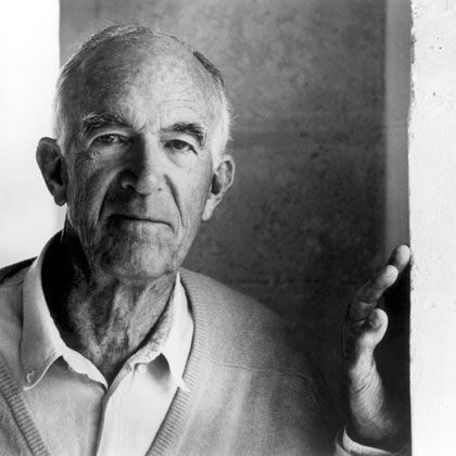 Jørn Oberg Utzon, (9 April 1918 – 29 November 2008) was a Danish architect, most notable for designing the Sydney Opera House in Australia. When it was declared a World Heritage Site on 28 June 2007, Utzon became only the second person to have received such recognition for one of his works during his lifetime. Additive Architecture, Critical Regionalism, Social Values, Jorn Utzon, Helsingor, 29 November, Pritzker Prize, Famous Architects, Helsingborg