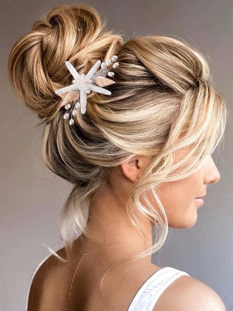 Bride Hairstyles Updo, Blonde Updo, Hairstyles Prom, Short Homecoming Hair, Simple Wedding Hairstyles, Long Hair Wedding Styles, Hair Guide, Homecoming Hair Down, Bridesmaid Hair Short