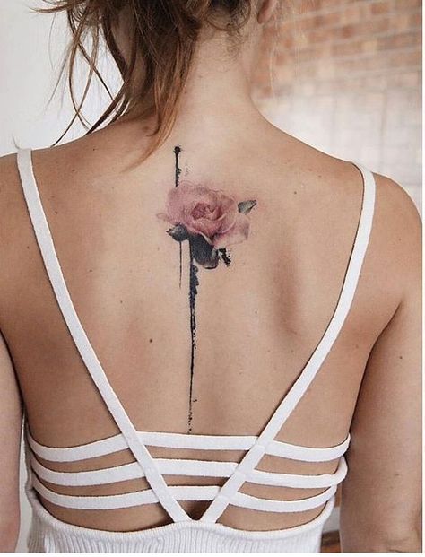 Flower Spine Tattoos, Tattoo Placements, Cat Tattoos, Geniale Tattoos, Tiny Tattoo, Back Tattoo Women, Spine Tattoos, Back Tattoos, Trendy Tattoos