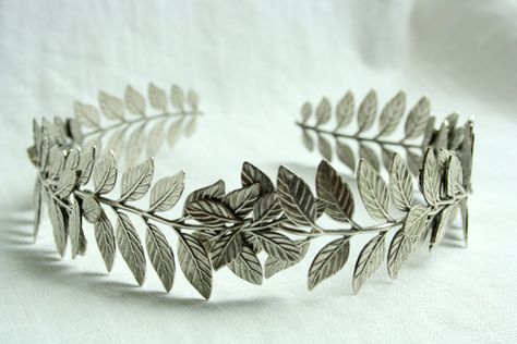 Laurel wreath headband Laurel Crown Aesthetic, Laurel Wreath Headpiece, Silver Laurel Crown, Greek Leaf Crown, Laurel Wreath Crown, Woodlands Wedding, Roman Love, Laurel Crown, Crown Drawing