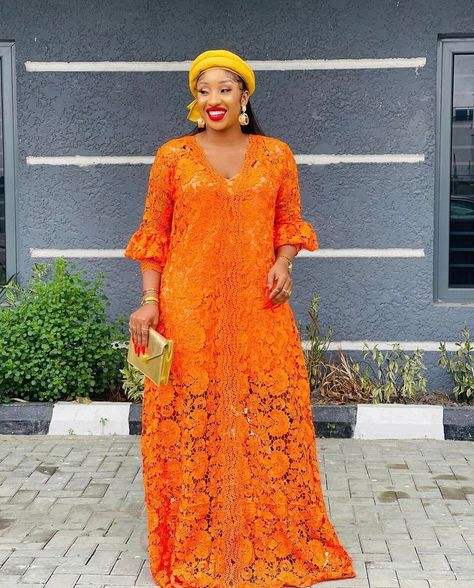 Simple Lace Dress Styles Nigerian, Naija Lace Dress Styles, Lace Kaftan Dress African, Simple Lace Gown Styles, Lace Dress Designs Classy, Lace Gowns Nigerian Fashion, Simple Lace Styles, Bubu Gown Styles Lace, Cord Lace Gown Styles