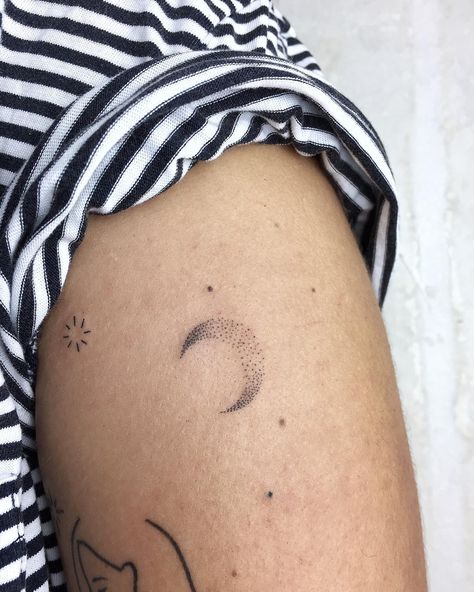 Moon Stick N Poke, Berlin Tattoo, Stick Poke Tattoo, Stick N Poke, Hip Tattoos Women, Stick N Poke Tattoo, Hand Poked Tattoo, Poke Tattoo, Hand Poke