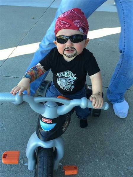 Boys Halloween Costumes Diy, Diy Costumes Kids Boys, Kid Costumes, Toddler Boy Halloween Costumes, Old Halloween Costumes, Halloween Costumes Kids Boys, Biker Baby