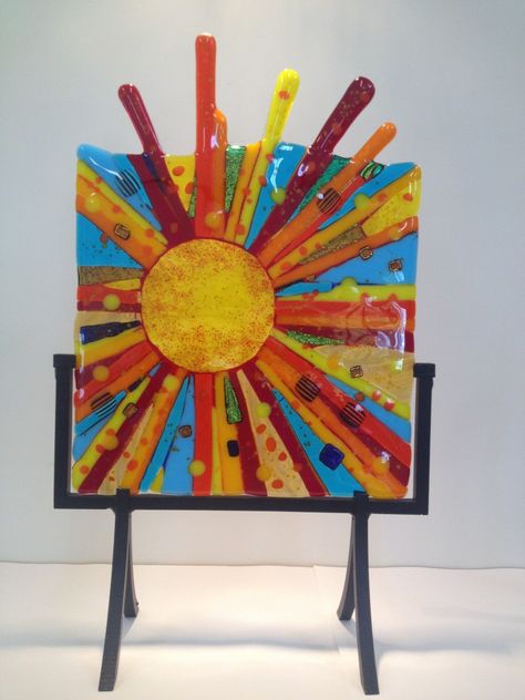 Southwest Fused Glass Designs, Fused Glass Mandala, Fuse Glass Ideas, Fused Glass Sunset, Glass Mosaic Diy, Glass Interior Design, Plastic Sculpture, Fused Glass Sun, Camp Projects