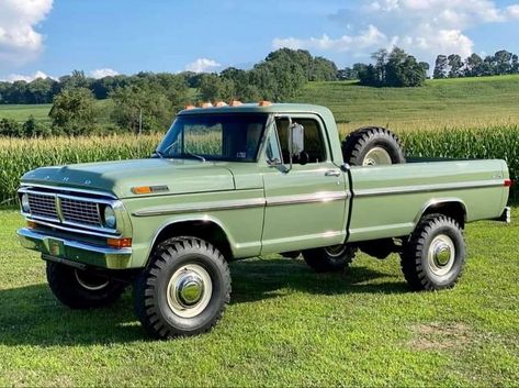 Custom Lifted Trucks, Ranger Truck, Old Ford Trucks, Classic Ford Trucks, Pick Up Truck, Old Pickup, Old Pickup Trucks, Jacked Up Trucks, Classic Pickup Trucks