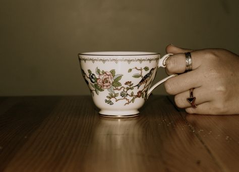 Hand Holding Tea Cup Reference, Holding Tea Cup Reference, Hand Holding Tea Cup, Holding A Teacup, Warm Drinks, Hand Drawing Reference, Hand Reference, School Photography, Hand Holding