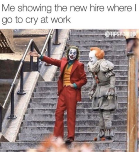 These Stressed Out Memes Are Way Too Relatable 23 Pics Es Pennywise, Der Joker, Horror Movies Funny, Funny Horror, Movie Memes, Work Humor, Really Funny Memes, Funny Laugh, Funny Photos