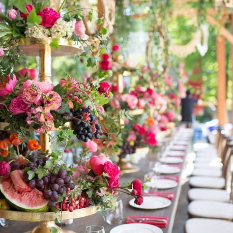 I absolutely love florals and fruit together in tablescapes or centrepieces what do you think? Would you love fruit in your wedding decor ? :) #weddinginspo #weddingplanner #bridal #weddingideas #weddingceremony #weddingdecor #bridalstyle #weddingplanning #weddingvibes #bridesrealwedding #voguewedding #wedvibes #modernbride #allthingsbridal #bridegoals #ceremony #ceremonydecor #weddingceremony #reception #receptiondecor #weddingreception #tabledesign #weddingtablescape #luxurywedding #spr... Fruit Wedding Decor, Forest Reception, Round Wedding Tables, Fruit Centerpieces, Fruit Wedding, Fruit Flowers, Outdoor Wedding Reception, Punjabi Wedding, Flower Candle