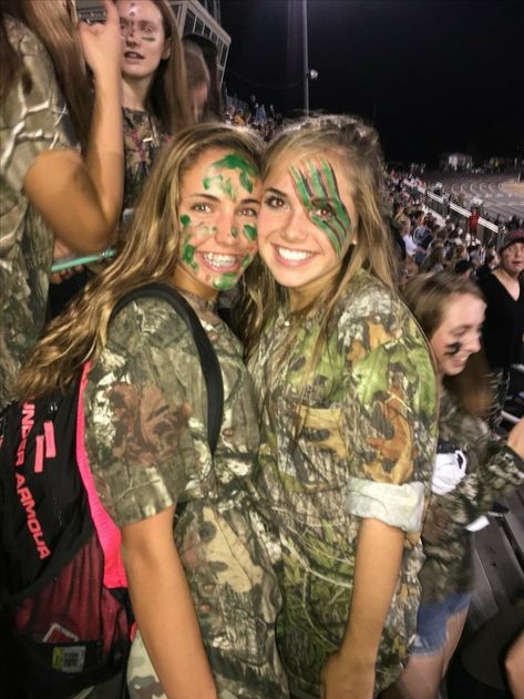 Halloween Out Football Game, Spirit Ideas For High School, Camo Outfits Spirit Week, School Spirit Face Paint, Football Season Outfits, Football Game Outfit Highschool, Easy Diy Halloween Costumes, Homecoming Spirit Week, School Spirit Week