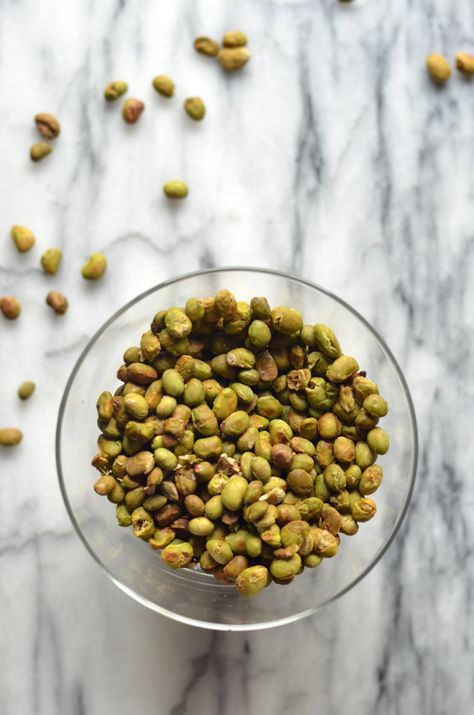 Crispy Dry Roasted Edamame | coffeeandquinoa.com