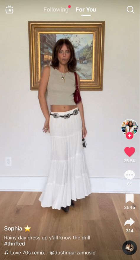 Long Skirt With Belt Outfit, Belt With Skirt Outfit, Beige Silk Skirt Outfit Summer, Belt Skirt Outfits, Boho Long Skirt Outfit, White Maxi Skirt Outfit Aesthetic, Midi White Skirt Outfit, White Boho Skirt Outfit, How To Style Maxi Skirts