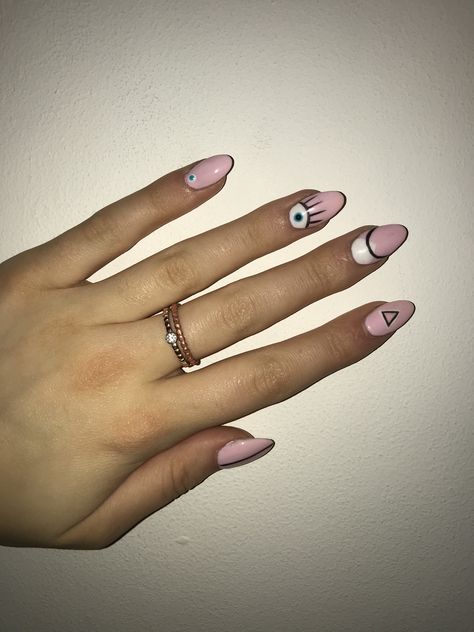 Fortune Teller Nails, Fortune Teller Nail Art, Tarot Nail Art, Halloween Makeup Fortune Teller, Pregnant Fortune Teller Costume, Ouija Board Nails Nailart, Turkish Eye, Fortune Teller, Baby Pink