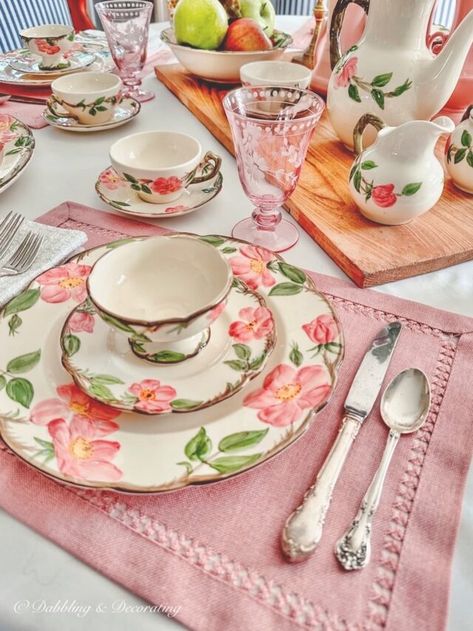 Desert Rose Place Setting with Pink Glasses Rose Table Setting, Desert Rose Dishes, Dessert Rose, Classic Dinnerware, Franciscan Ware, Franciscan Desert Rose, Vintage Collections, Boho Table, Shelf Decoration